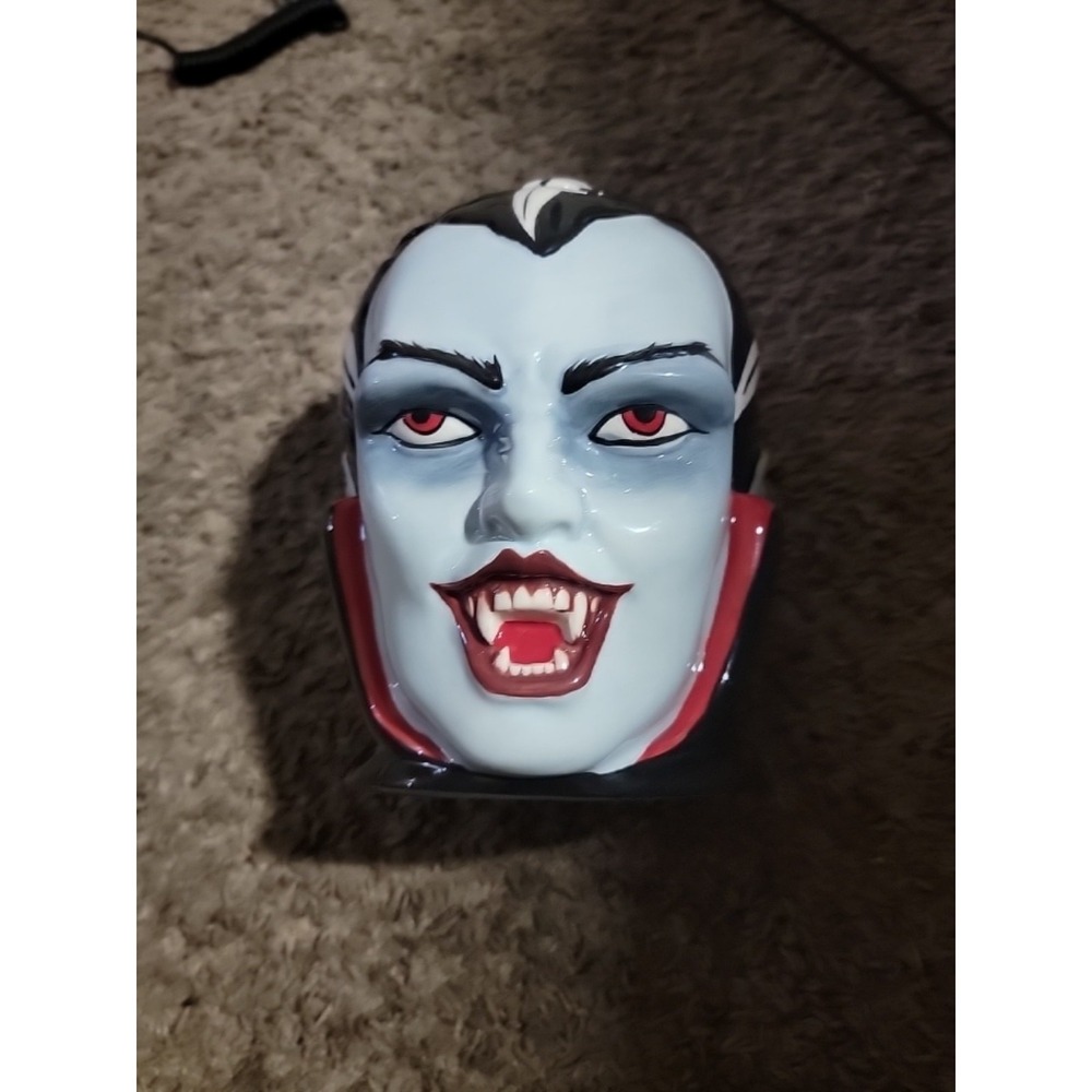 Sourpuss Count Dracula‎ Ceramic Cookie/Candy Jar New without Box
